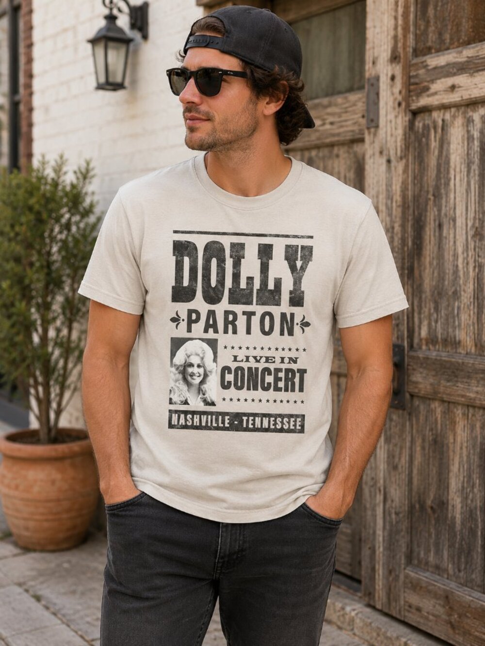 Dolly Parton Mens Graphic Tee Beige Nashville Concert Shirt Size Medium NWT